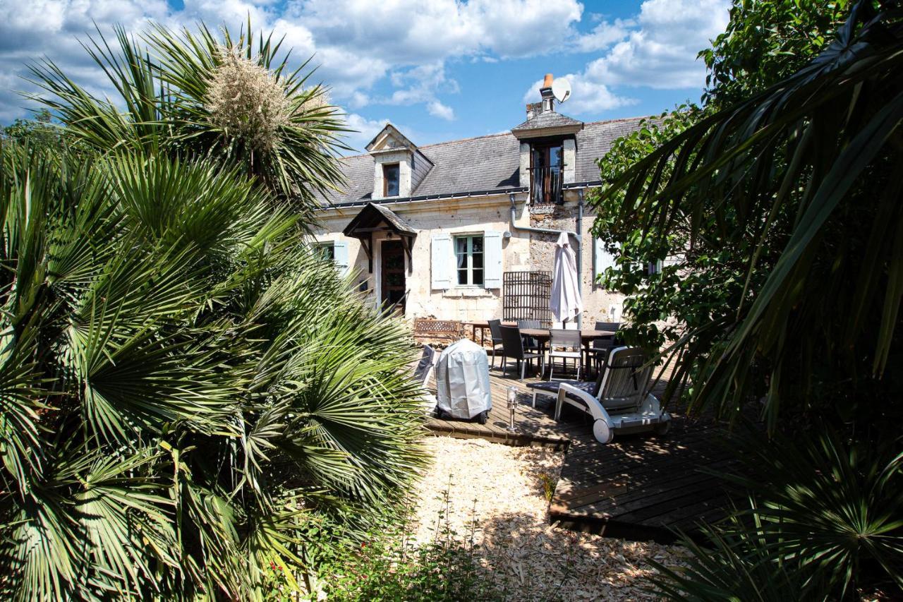 Roche-Loire Villa Le Thoureil Exteriör bild